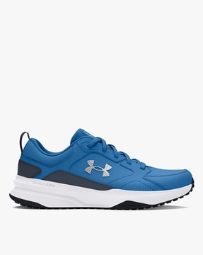 Stores that carry under armour shoes discount