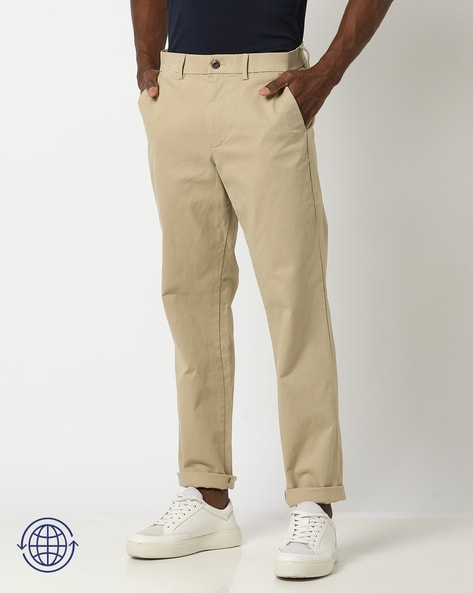 Gap men's khakis straight on sale fit