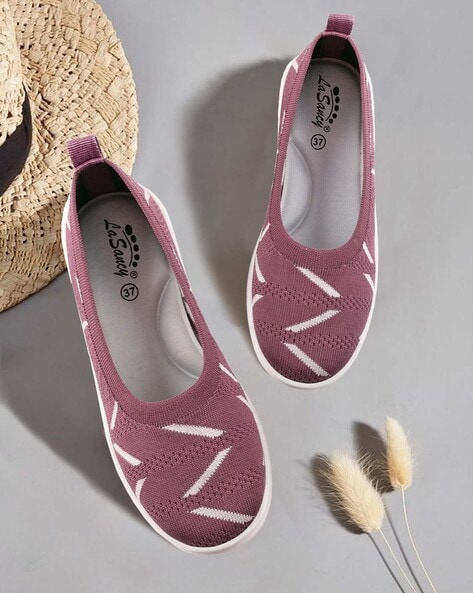 Women Round-Toe Slip-On Shoes