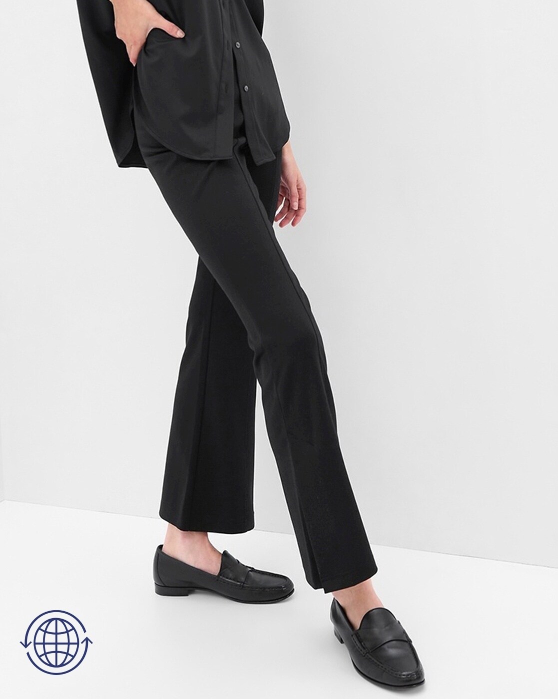 Mid-rise cropped kick-flare pants in black - Vince | Mytheresa