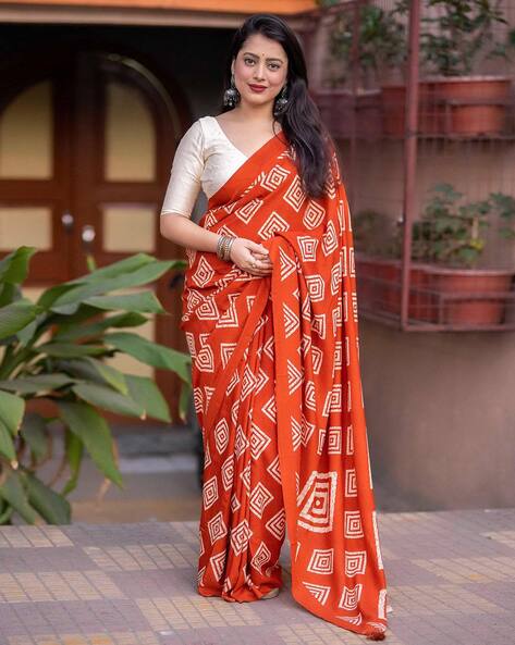 Everglade Green Cotton Linen Batik Printed Saree – MySilkLove