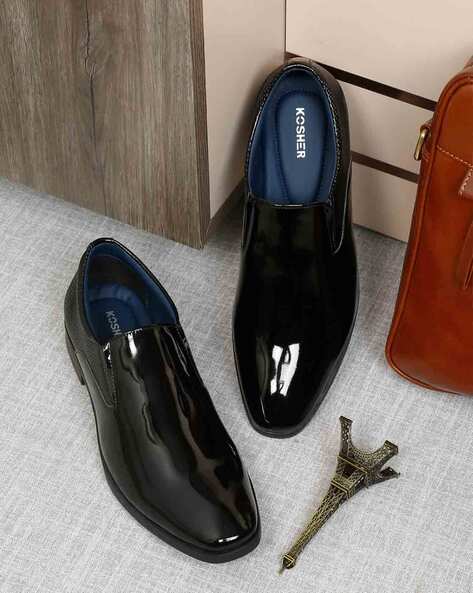 KOSHER Men Round-Toe Slip-On Moccasins