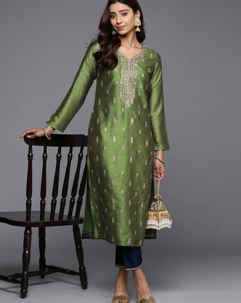 Women Embroidered Straight Kurta