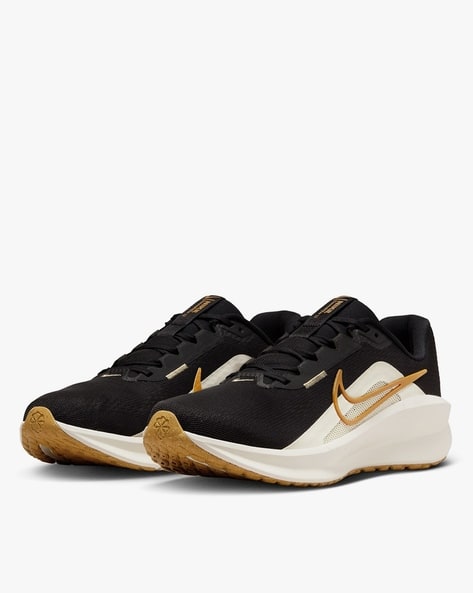 Flipkart Nike Yellow And Black Shoes Flipkart Yellow Canvas Shoes