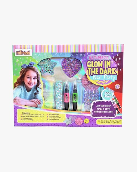 Ekta Nail Art Studio, Creative Gifts for Girls, Kids Nail Polish KIT with  Accessories Multicolor at Rs 280/piece | Kids Toys in New Delhi | ID:  2852157630255