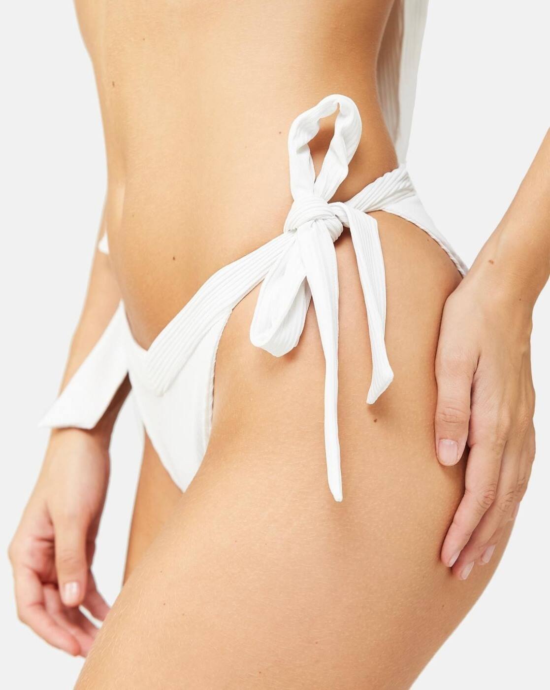 Buy Zerokaata Women Ribbed Non-Wired Bikini Set Online | Ajio.com