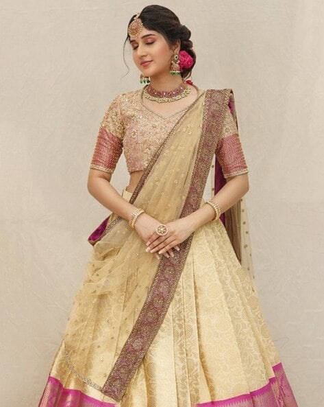 A Fashion Designer's Guide to choose the Perfect Lehenga Design