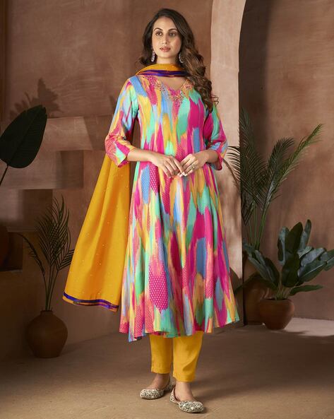 Women Printed Salwar Suit Set with Dupatta Price in India