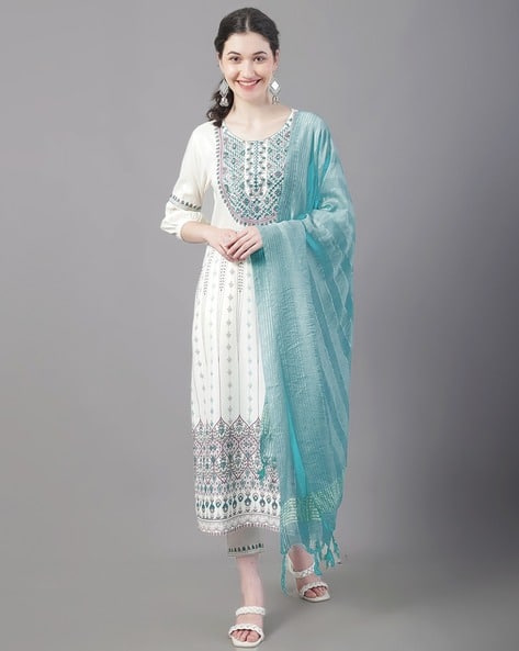 Tulsattva  Embroidered Straight Kurta Set