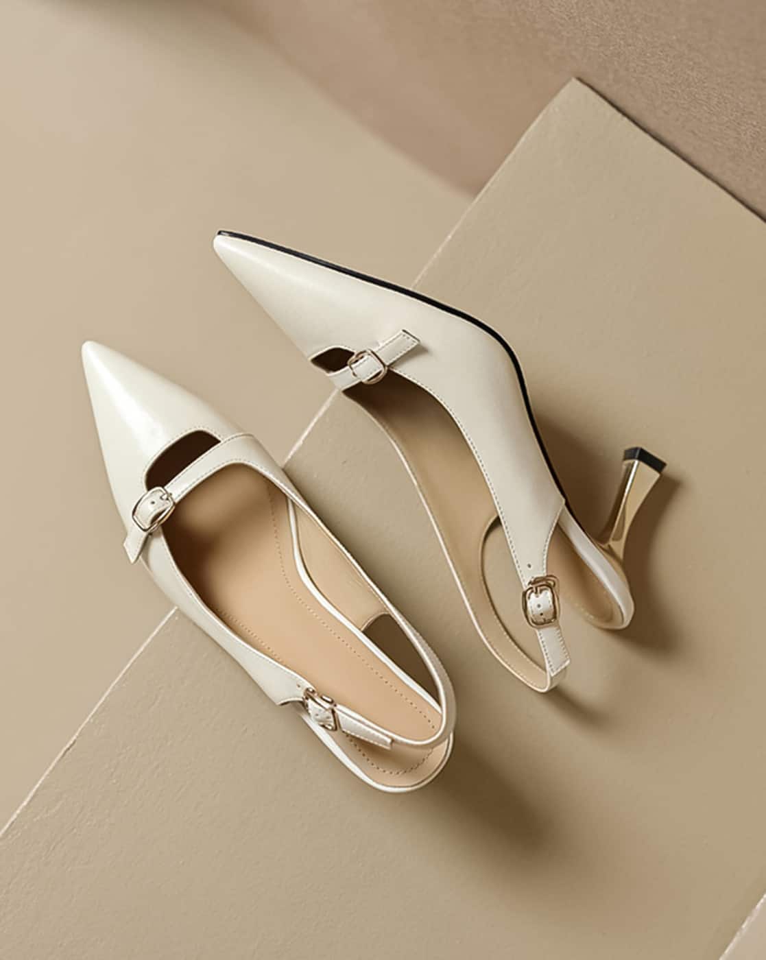Purplehunt Heeled Round-Toe Slip-On Sandals (White)