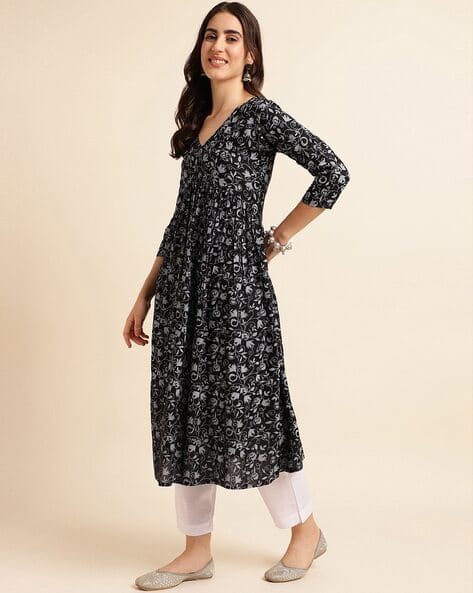 Fab Club Upto 68% Off on Women’s Kurta