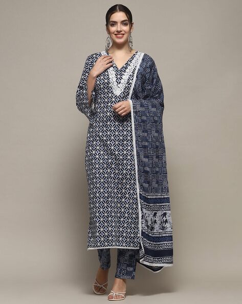 Women Batik Print 3-Piece Dress Material Price in India