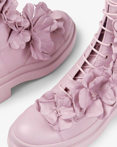 【JIMMY CHOO】Nari Flowers Flat フラワー アンクルブーツ Nari flower-appliqué boots in black from Jimmy Choo – D'Adélia