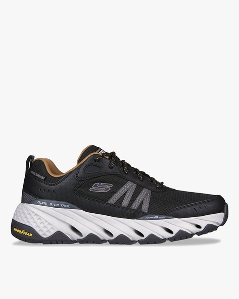 Men Glide Step Trail Oxen Lace-Up Shoes