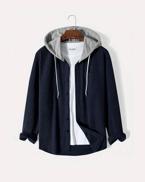 Men Regular Fit Shirt with Patch Pocket