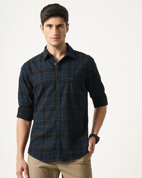 Men Checked Slim Fit Shirt