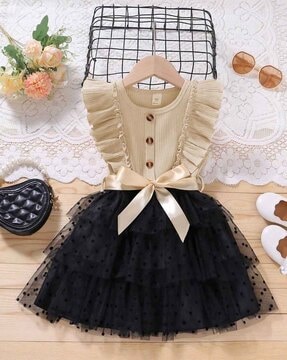 Daily use store dress for girls