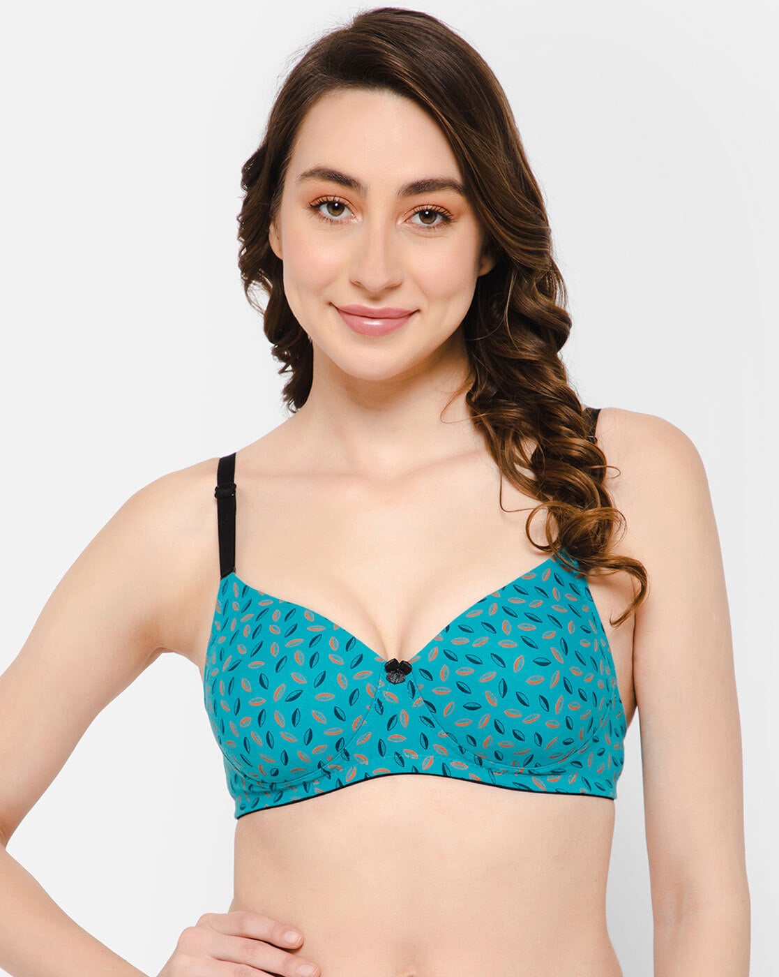 Buy Clovia Lightly Padded Non-Wired Full Coverage T-Shirt Bra - Teal at  Rs.1199 online