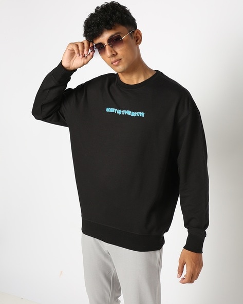 Men Typographic Print Regular Fit Sweatshirt