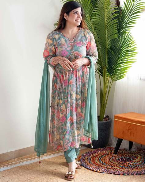 Women Floral Print Flared Kurta Suit Set Price in India