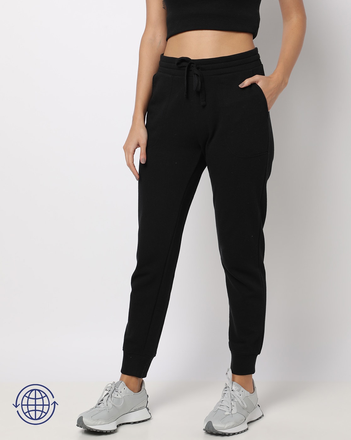 Gap black online joggers