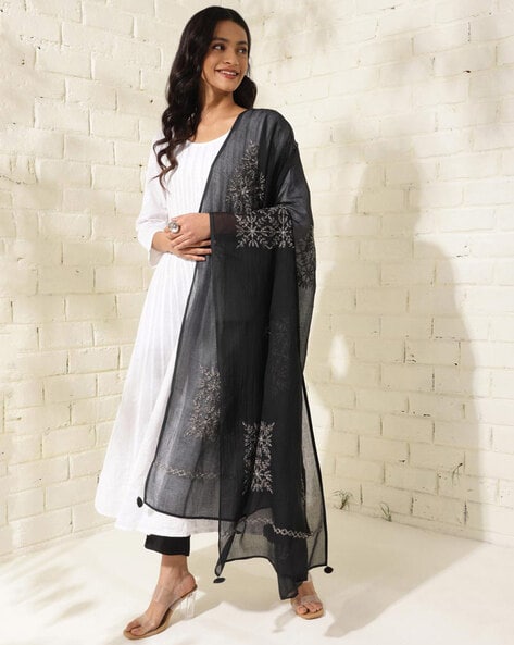 Women Embroidered Dupatta with Contrast Border Price in India