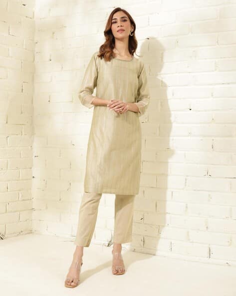 Women Striped Straight Kurta with Pants