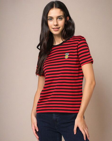 Red Tshirts for Women by Teamspirit Online | Ajio.com