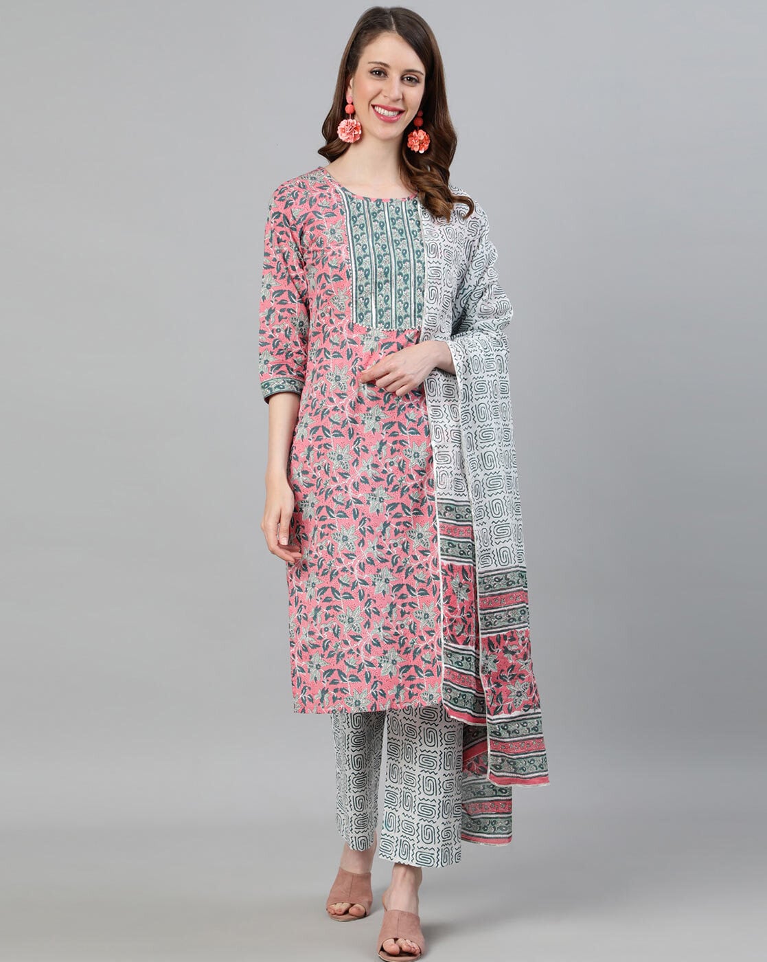 Price 999 freeshipping size M to 3xl *NEW LUNCHING BEUTIFUL CLASSICAL PRINT  MUSLIN KURTI WITH PENT WITH DUPPATA FULL 3 PIECE… | Instagram