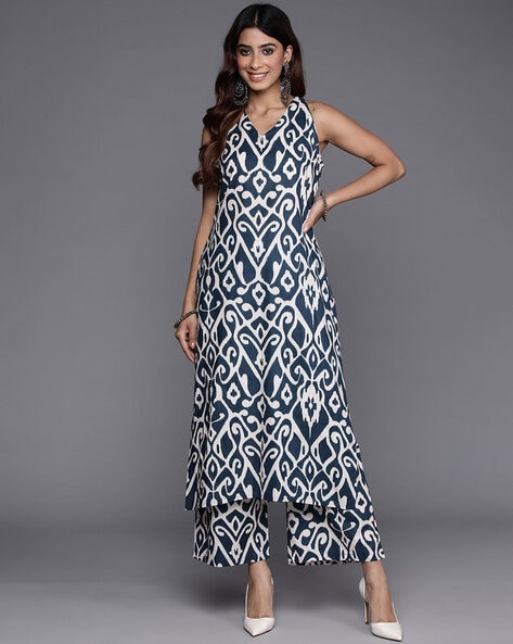 Women Geometric Print Straight Kurta with Pants