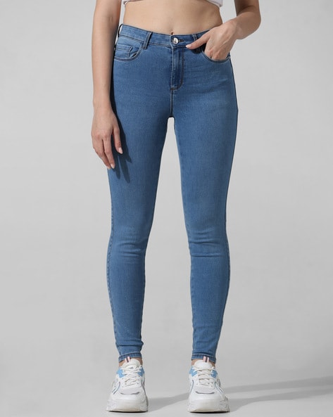 Women Lightly Washed Skinny Jeans