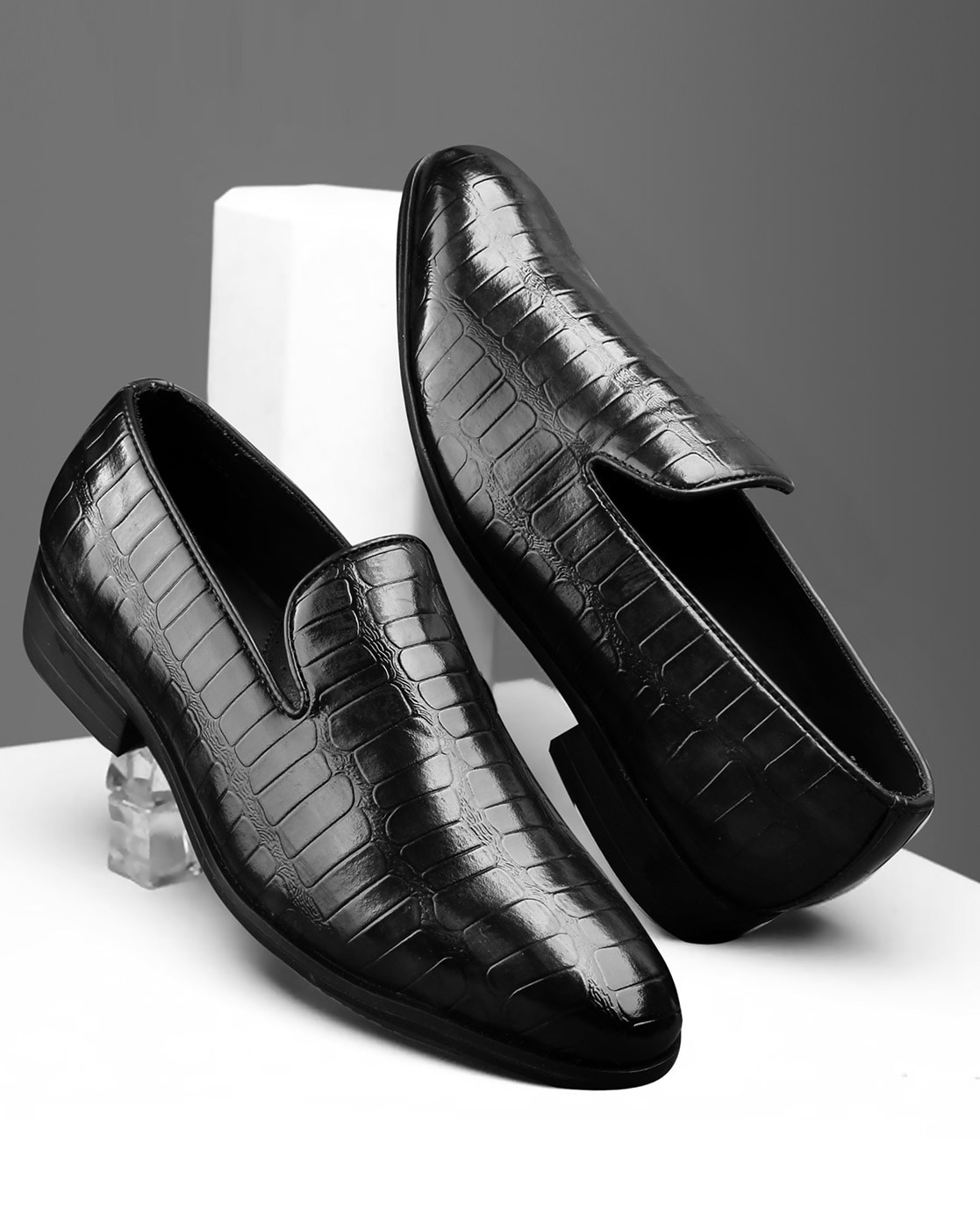 Buy online Black Leather Slip On Formal Shoes from footwear for Women by  Eego Italy for ₹700 at 65% off | 2024 Limeroad.com