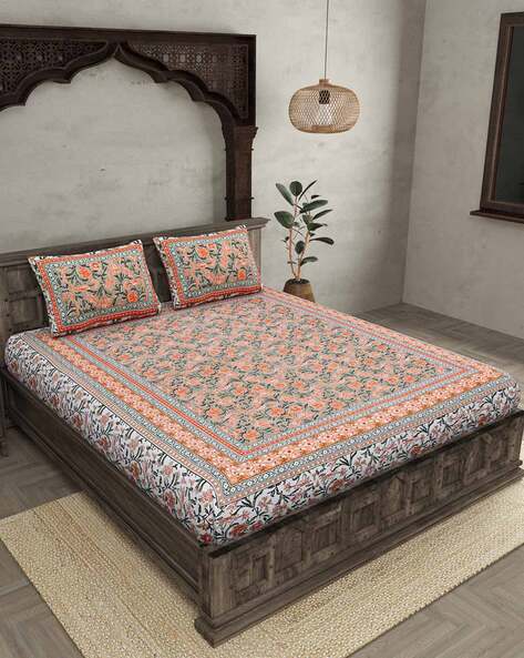 Jaipur Fabric 153 GSM Floral Print Double Bedsheet with Pillow Covers