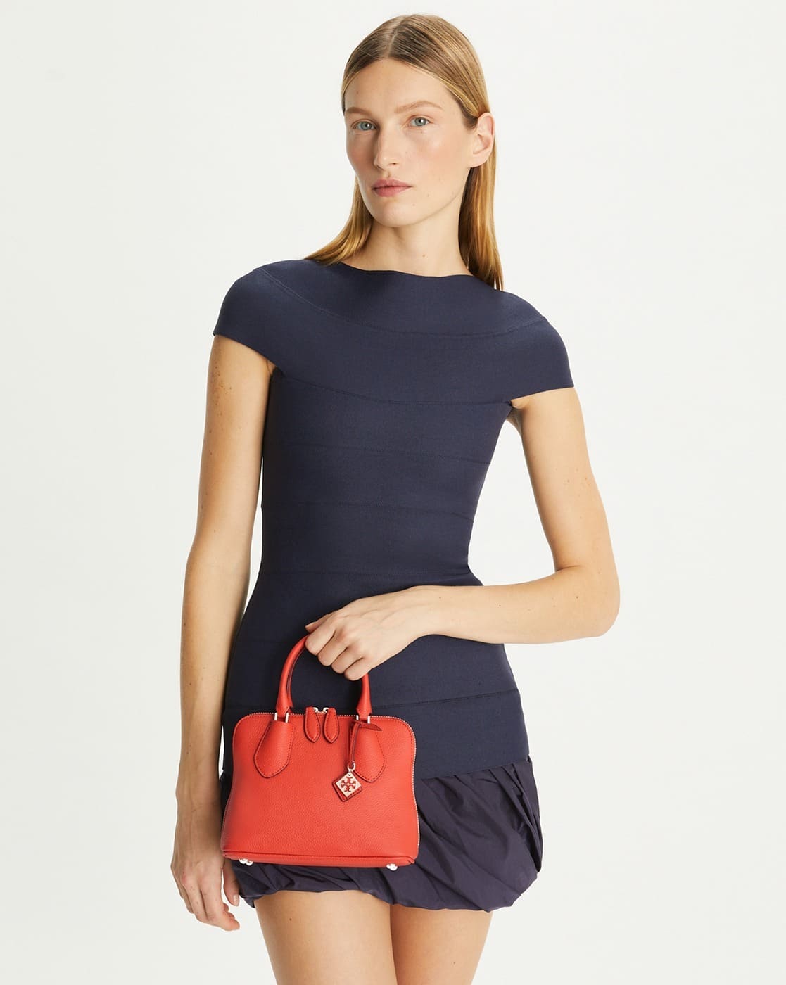 TORY LEATHER　mini Buy Tory Burch Miller Mini Crossbody Bag | Black Color Women