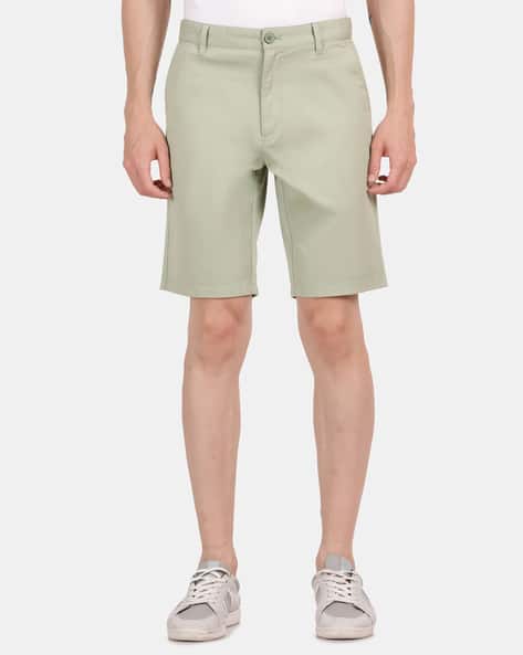 Men Regular Fit City Shorts with Insert Pockets