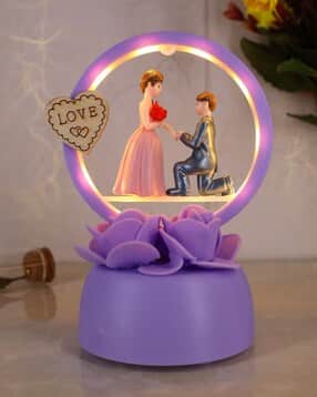 Love Couple Statue with LED Light