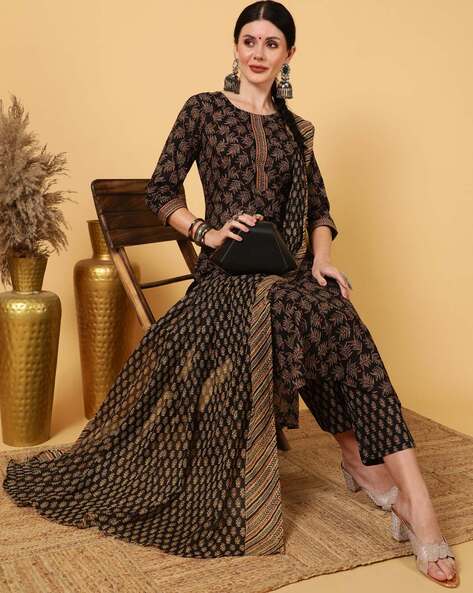 Women Printed Straight Kurta Set Price in India