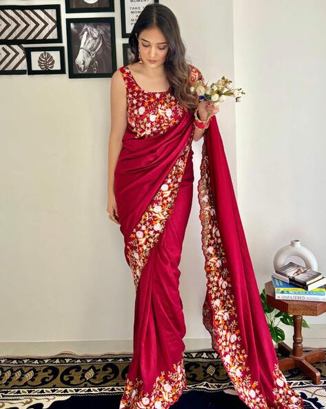 Women Floral Print Saree with Blouse Piece