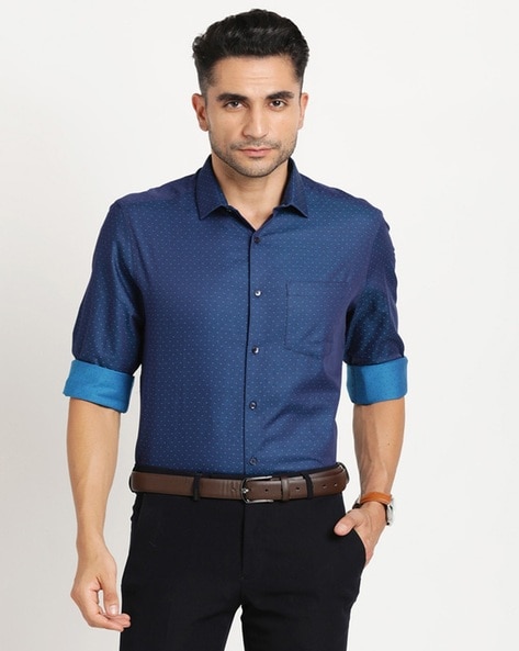 Men Micro Print Regular Fit Shirt with Patch Pocket