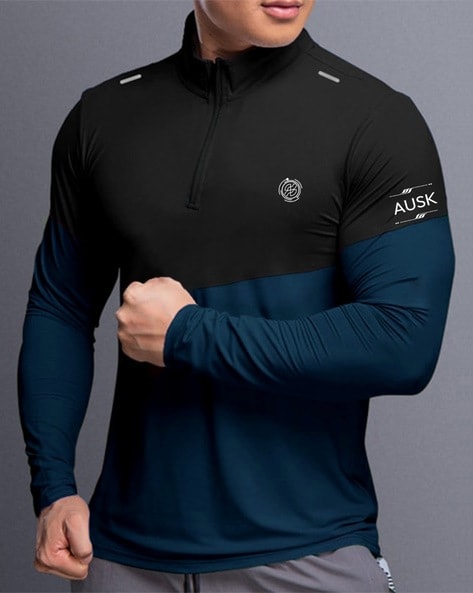 Men Athletic Fit T-Shirt with Half-Zip Closure
