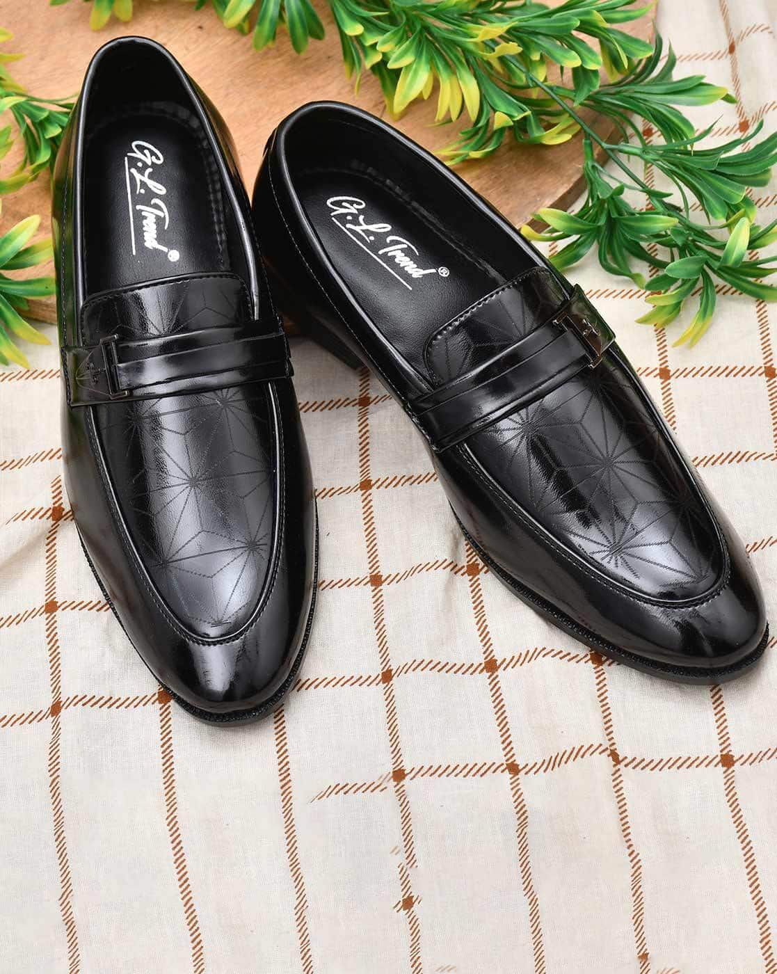 North Star Men Shoes 899 Buy North Star Men White Woven Design