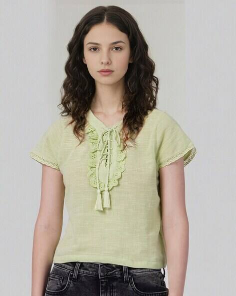 JDY BY ONLY Heathered V-neck Top with Tassel Tie-Up