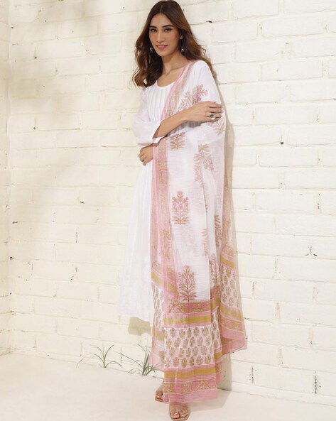 Women Floral Print Dupatta with Contrast Border Price in India