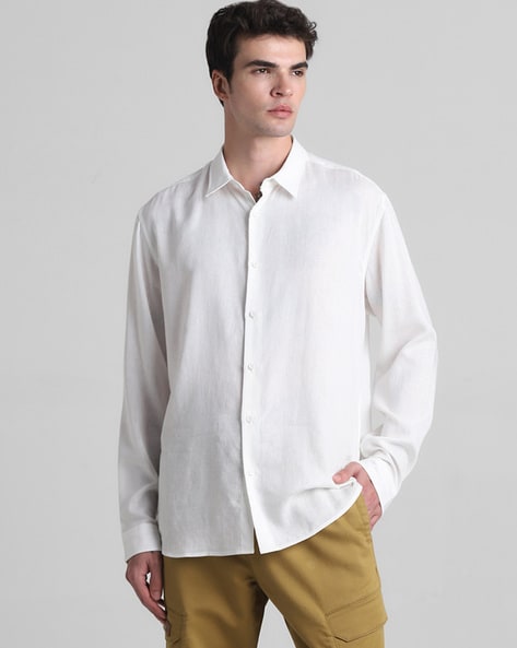 Men Regular Fit Shirt with Spread Collar