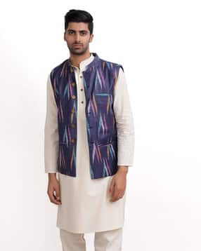tjori Men Ikat Print Nehru Jacket with Welt Pockets-picture-21