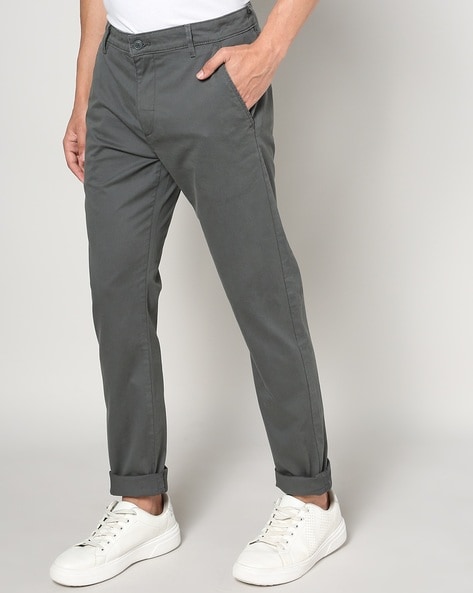 Levis Men Slim Tapered Fit Chinos