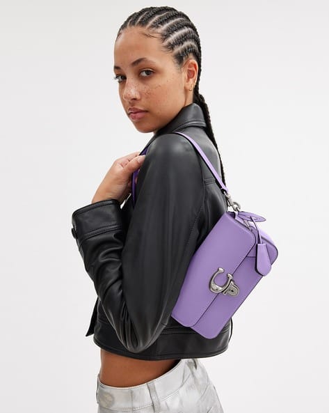 バッグ Vintage Coach Mini Bag in Purple Leather Vintage Coach Baguette Small Bag purple
