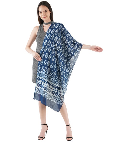 Women Leaf Print Stole Price in India