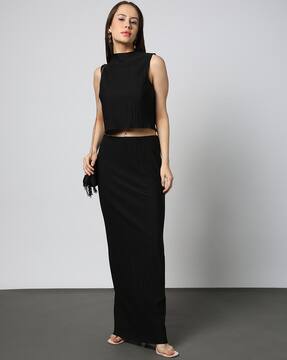 -288Wx360H-442586215-black-