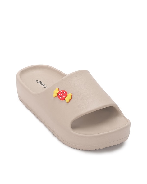 Women Open-Toe Slip-On Slides with Chocolate Applique